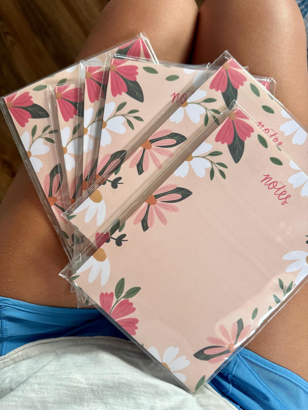Minimalist Floral Notepad